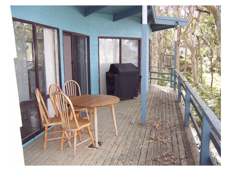 32 Beach Pde, Guerilla Bay NSW 2536