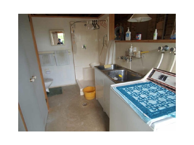 7 Blaxland Crescent, Sunshine Bay NSW 2536