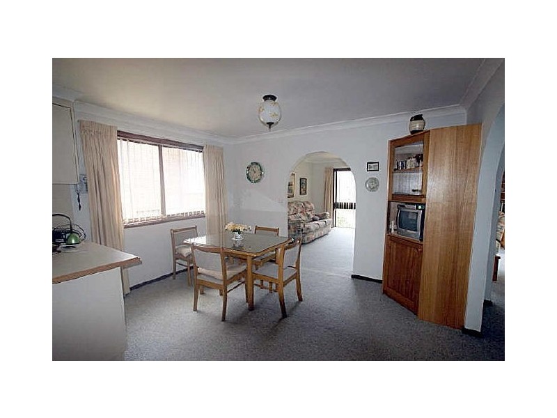 7 Pacific Road, Surf Beach NSW 2536