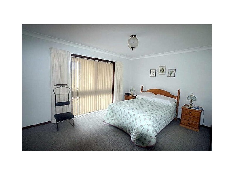7 Pacific Road, Surf Beach NSW 2536