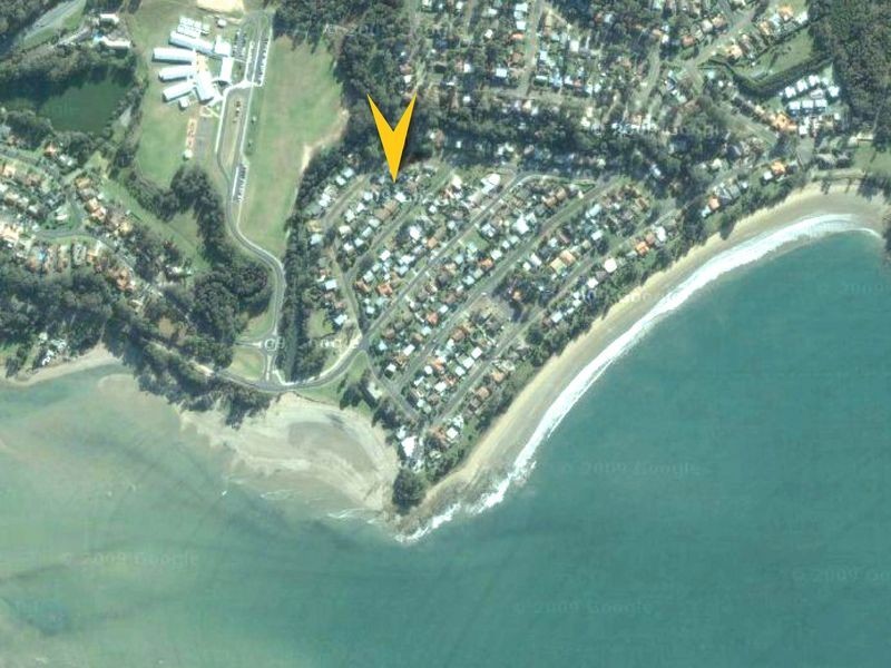18 Timbara Crescent, Surfside NSW 2536