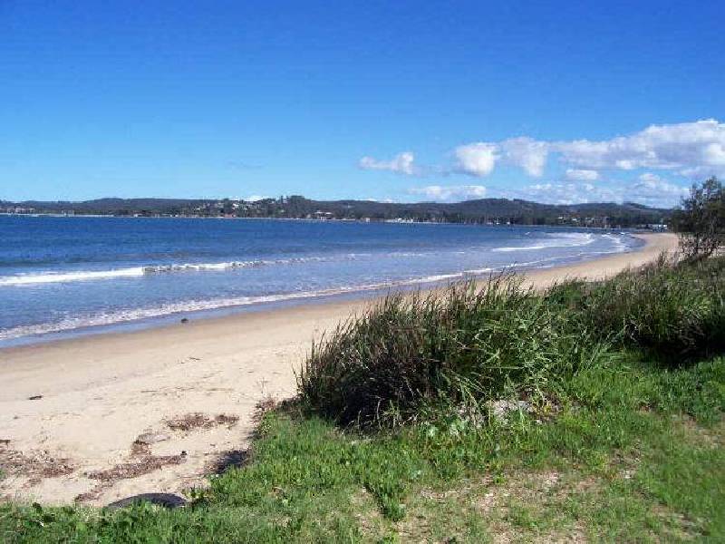 32 MYAMBA PARADE, Surfside NSW 2536