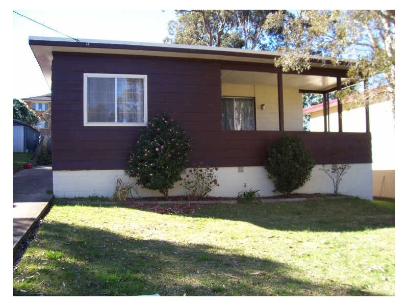 24 Wallarah Street, Surfside NSW 2536