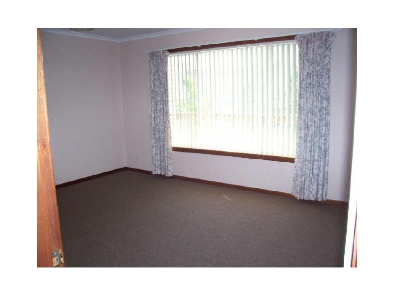 35 OCEAN AVE, Surf Beach NSW 2536