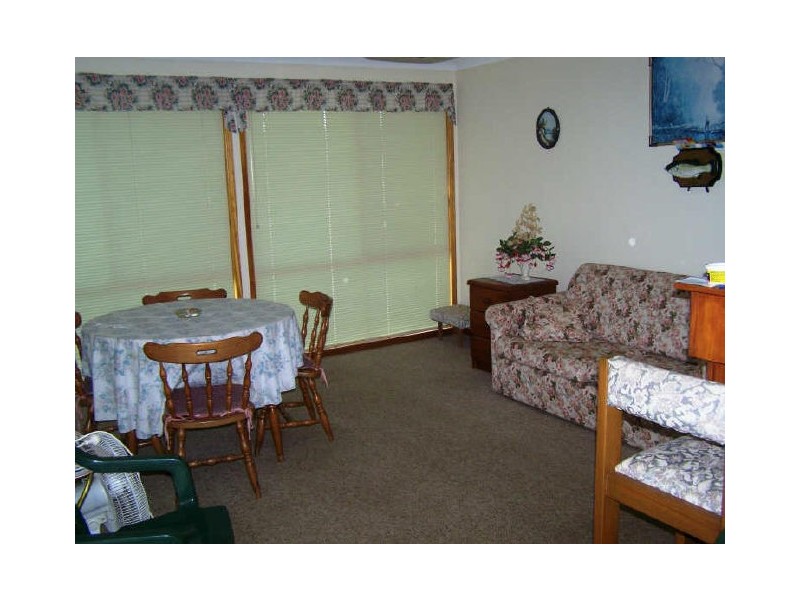 18 Dolphin Avenue, Batemans Bay NSW 2536