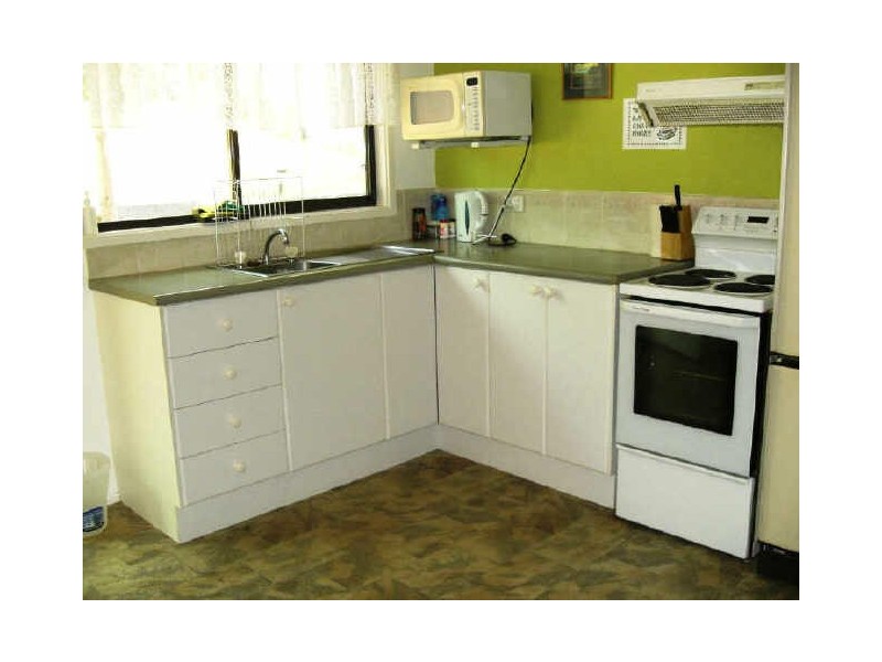 21 CLARE CRESCENT, Batehaven NSW 2536