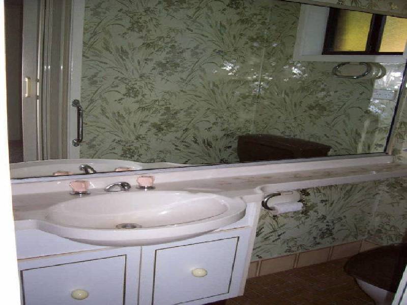 17 LINCOLN CRESCENT, Surfside NSW 2536