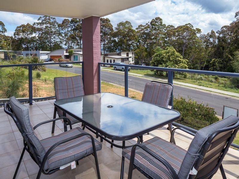 2/62 COURTNEY CRESCENT, Long Beach NSW 2536
