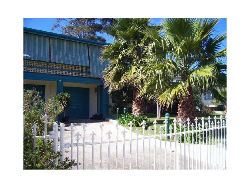 3B BERNADETTE BOULEVARDE, Batehaven NSW 2536