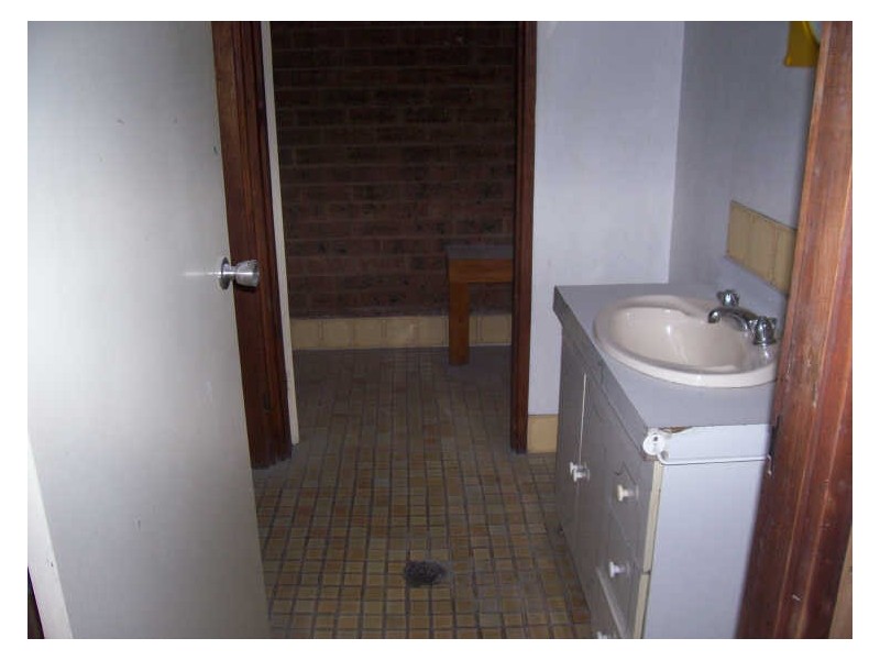 21 Russell St, Batemans Bay NSW 2536