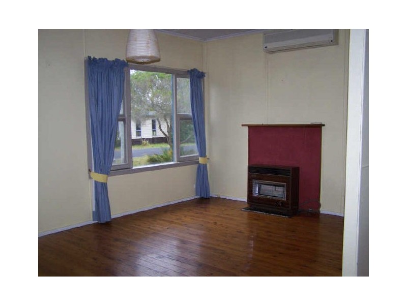 9 LEAF STREET, Broulee NSW 2537
