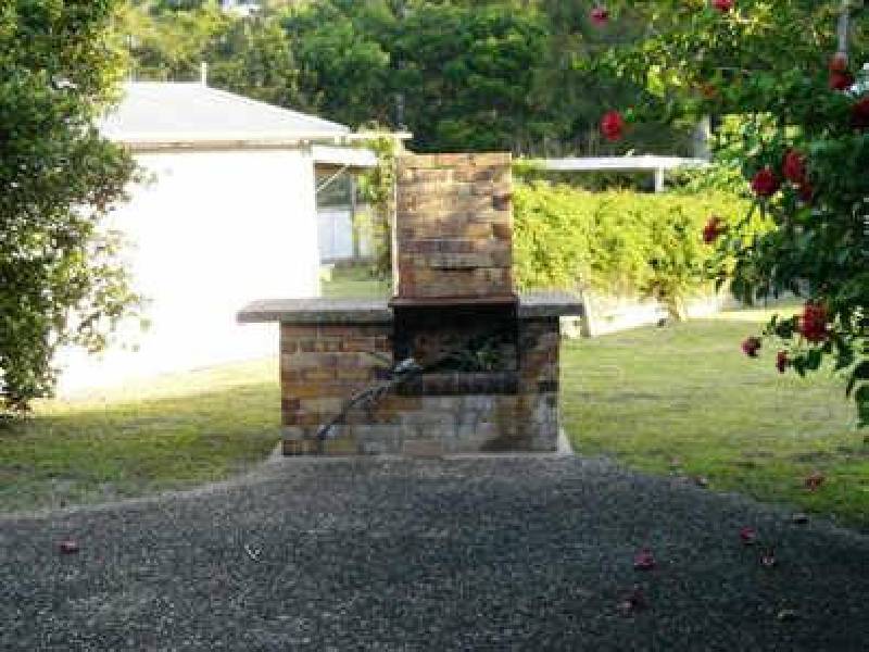 390 Beach Road, Batehaven NSW 2536