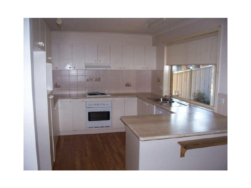 35 DOMINIC DRIVE, Batehaven NSW 2536