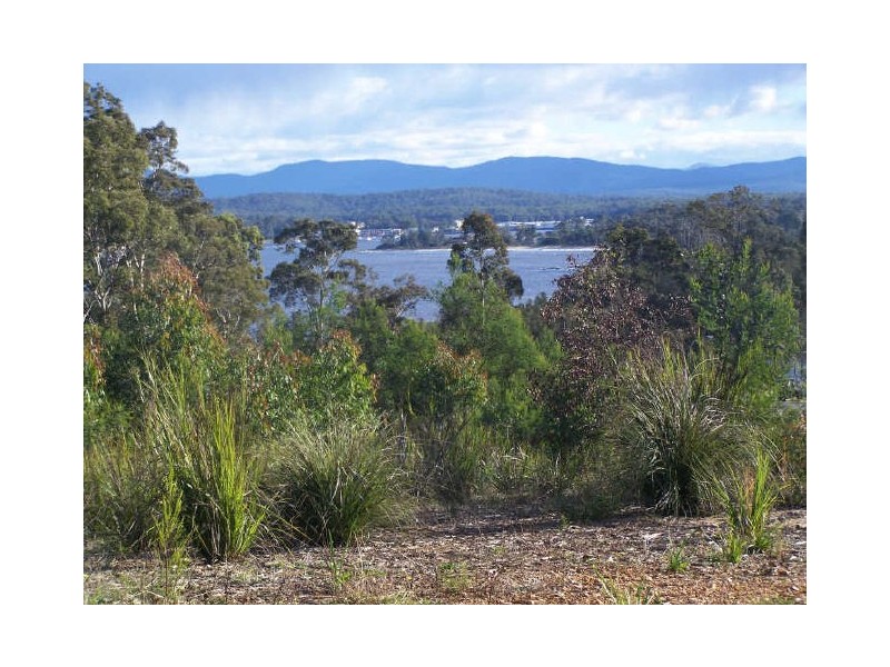 12 Courtenay Crescent, Long Beach NSW 2536