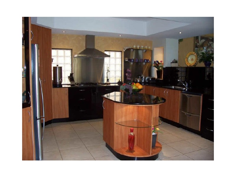 25 Michener Court, Long Beach NSW 2536