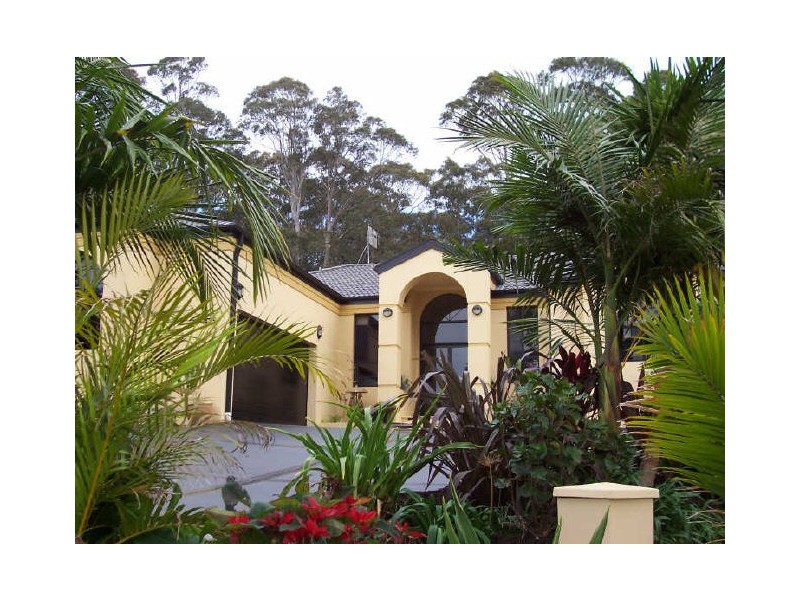 25 Michener Court, Long Beach NSW 2536