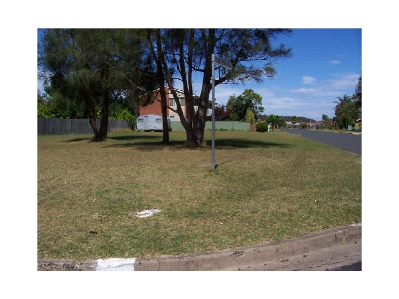 2 Blue Gum Parade, Maloneys Beach NSW 2536
