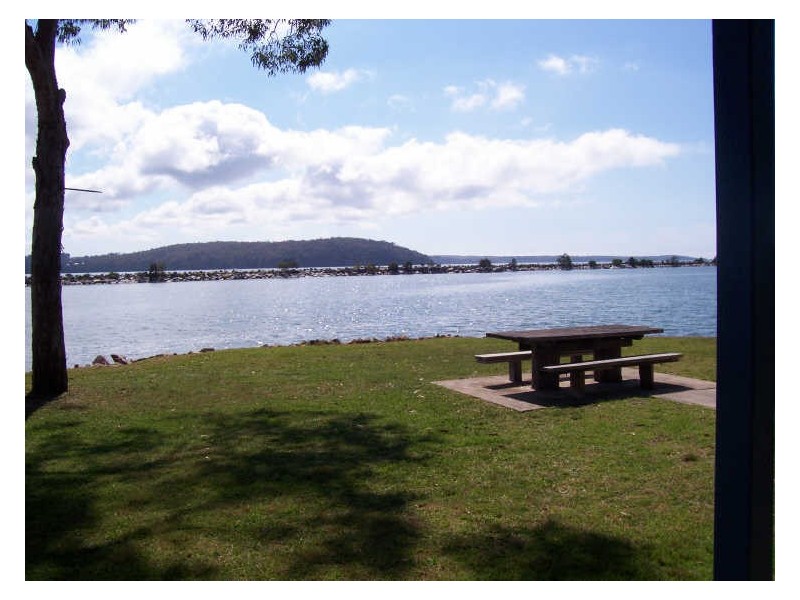 1/37 BEACH ROAD, Batemans Bay NSW 2536