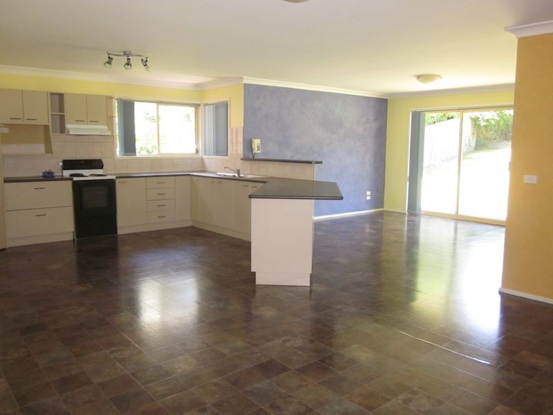 17 Riverview Crescent, Catalina NSW 2536