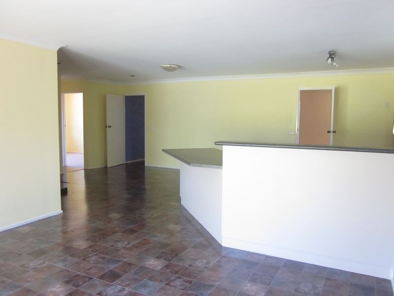 17 Riverview Crescent, Catalina NSW 2536