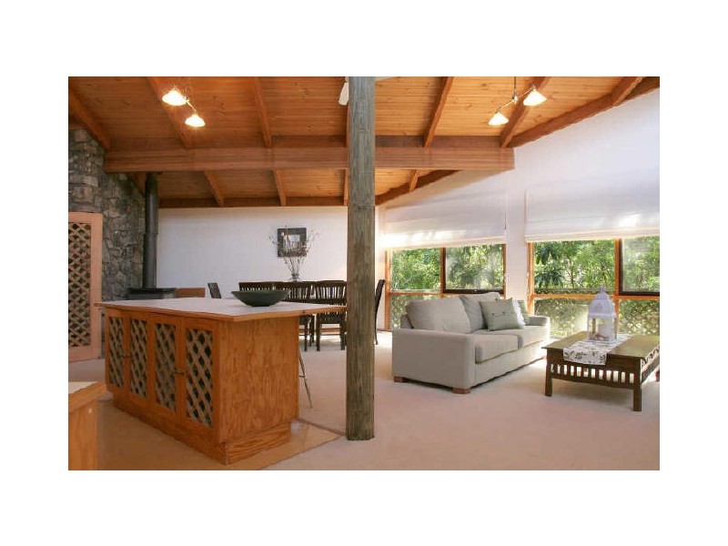 36 BANYANDAH ST, South Durras NSW 2536