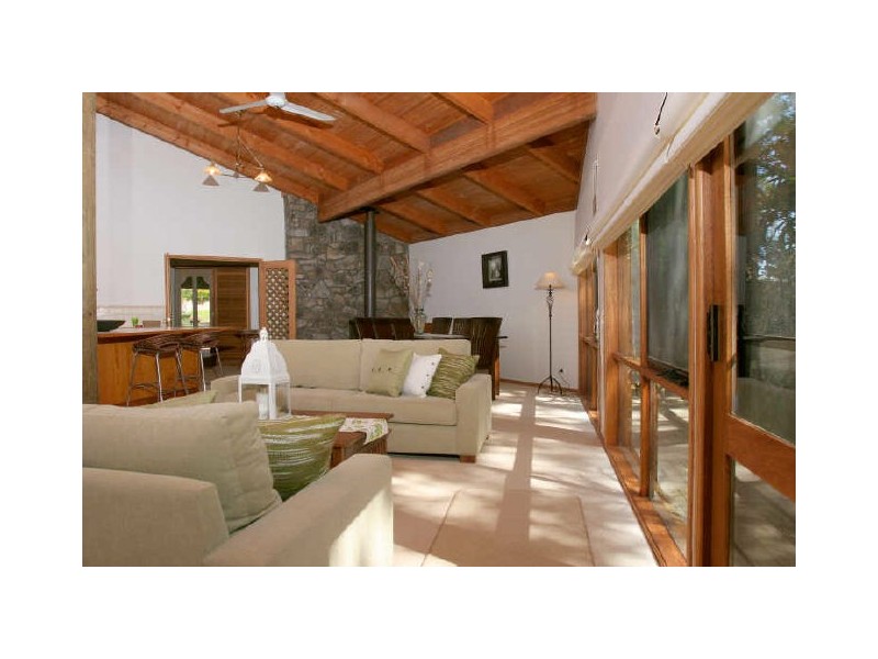 36 BANYANDAH ST, South Durras NSW 2536