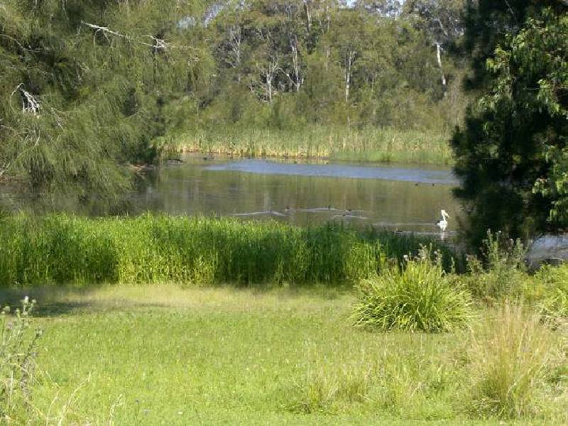 7 Beatrice Place, Long Beach NSW 2536