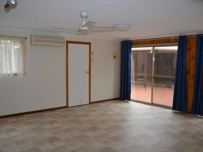 14 Ainslie Parade, Tomakin NSW 2537