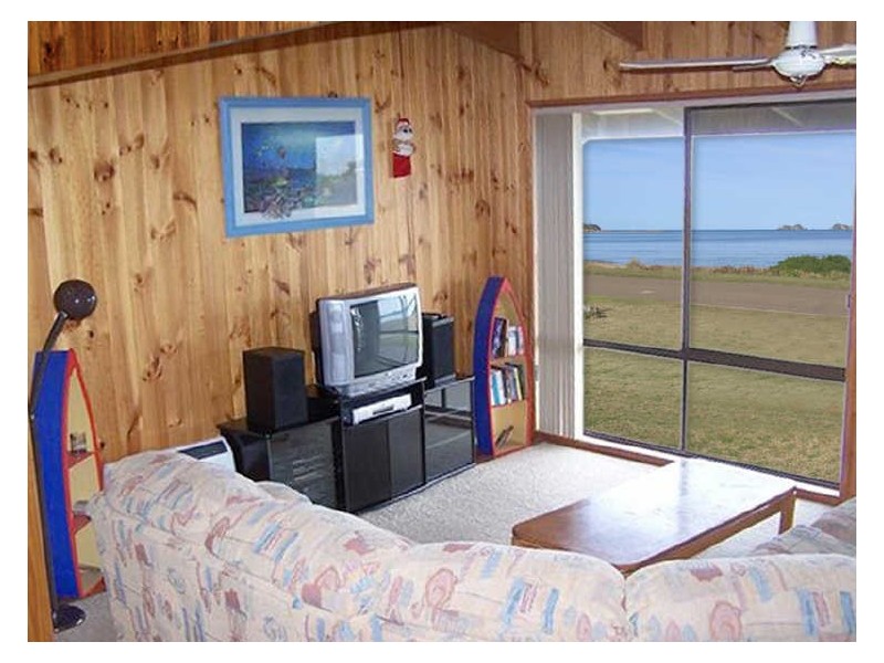 30 Bay Road, Long Beach NSW 2536