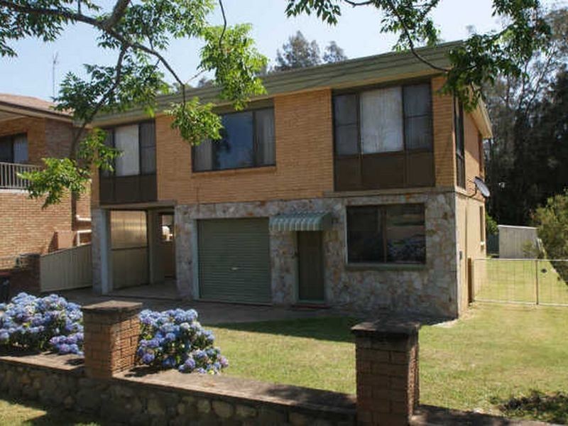 32 Edward Road, Batehaven NSW 2536