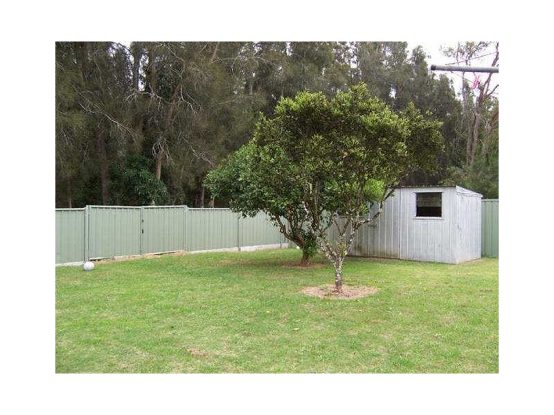 32 Edward Road, Batehaven NSW 2536