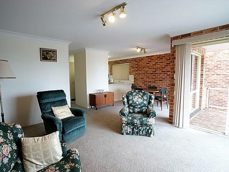 4 Haven Mews/2 Sheila Street, Batehaven NSW 2536