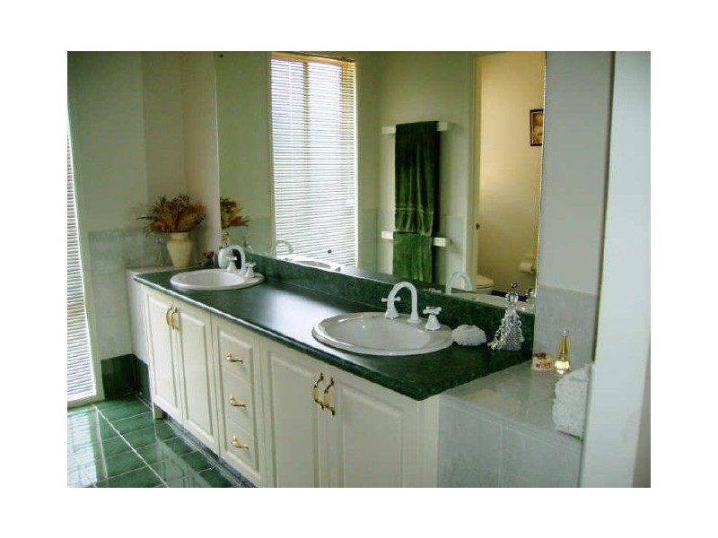 57 Bluemoor Road, North Batemans Bay NSW 2536