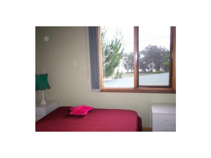 1/12 WRAY ST, Batemans Bay NSW 2536