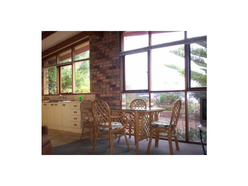 1/12 WRAY ST, Batemans Bay NSW 2536