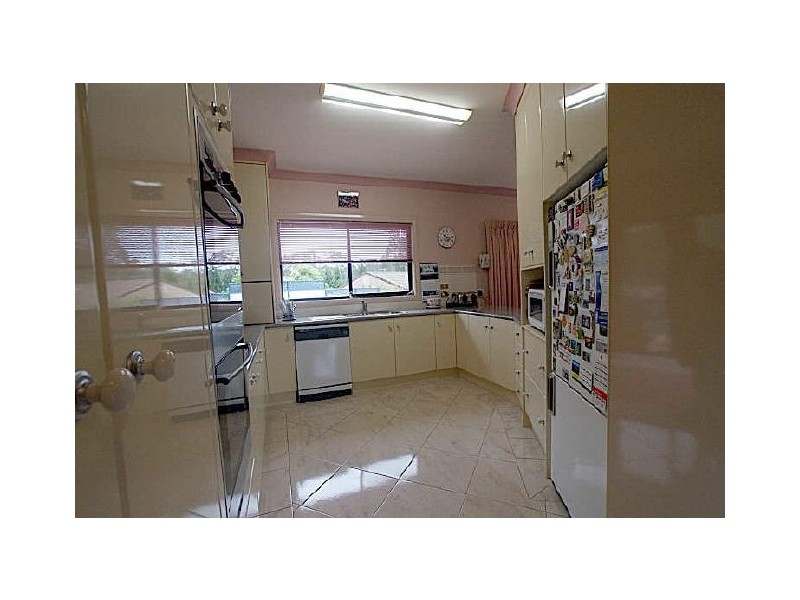 83 Edward Road, Batehaven NSW 2536