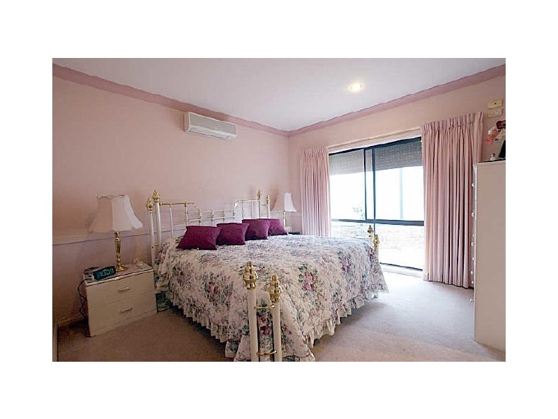 83 Edward Road, Batehaven NSW 2536