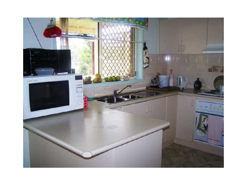 41 Ocean Avenue, Surf Beach NSW 2536