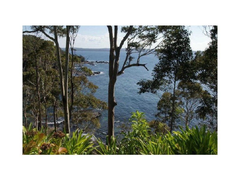 9 Barbara Crescent, Denhams Beach NSW 2536