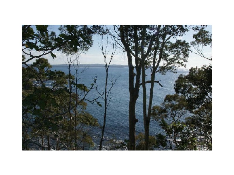 9 Barbara Crescent, Denhams Beach NSW 2536