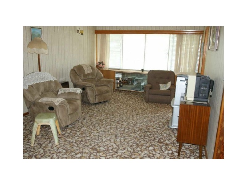 9 Barbara Crescent, Denhams Beach NSW 2536