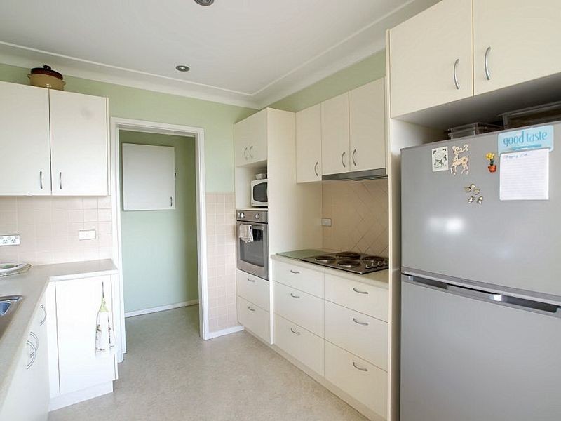 11 Calga Crescent, Catalina NSW 2536