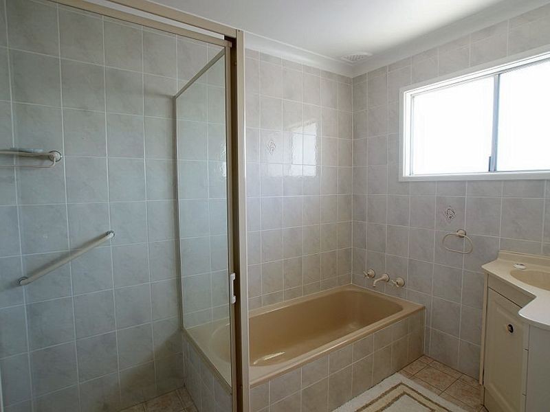 11 Calga Crescent, Catalina NSW 2536