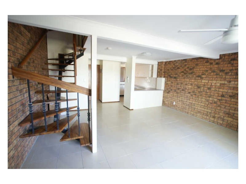 8/700 BEACH RD, Surf Beach NSW 2536