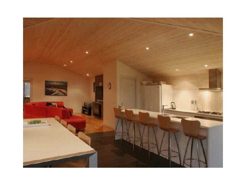 9 Billabong Place, Surf Beach NSW 2536