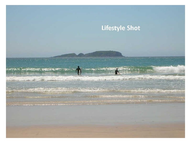 670 Beach Road, Surf Beach NSW 2536