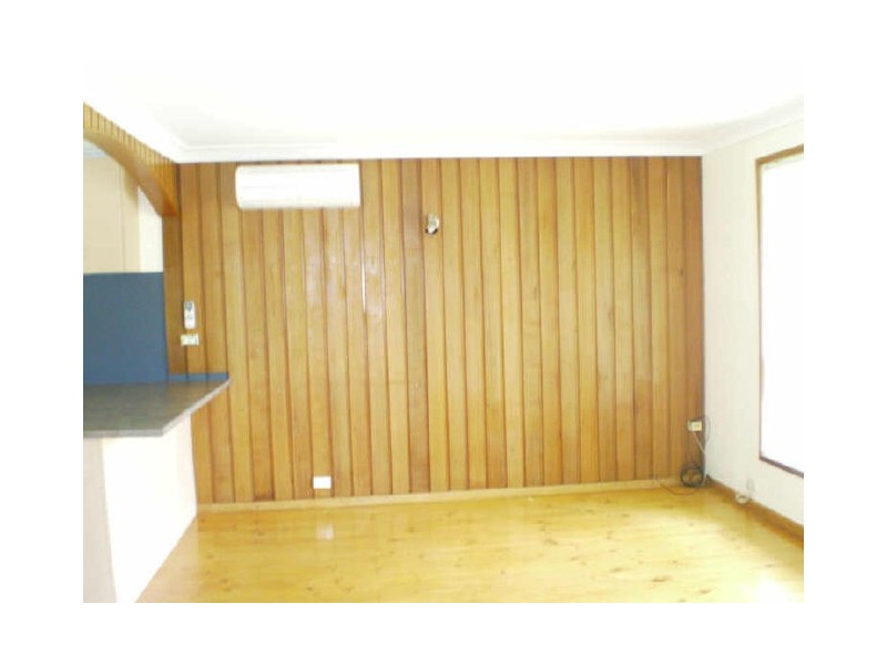 18 DOLPHIN AVE, Batemans Bay NSW 2536