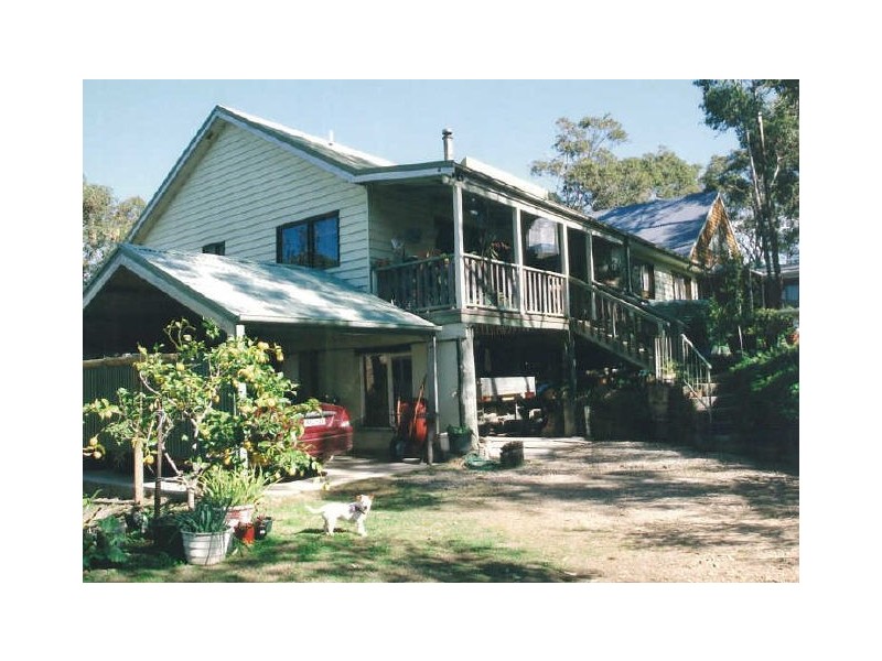 81 Forest Parade, Tomakin NSW 2537