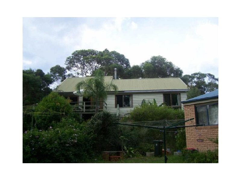81 Forest Parade, Tomakin NSW 2537