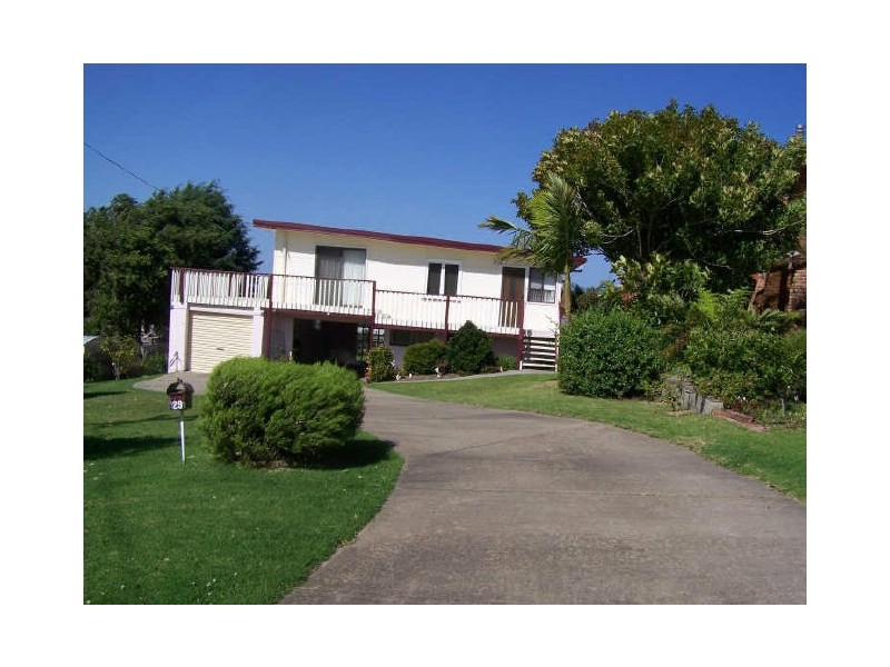 29 Calton Road, Batehaven NSW 2536